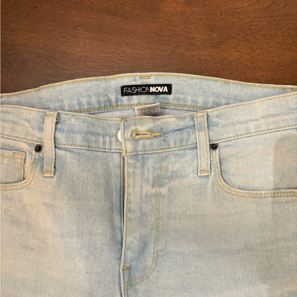 Fashion Nova Light Blue Women's Jeans